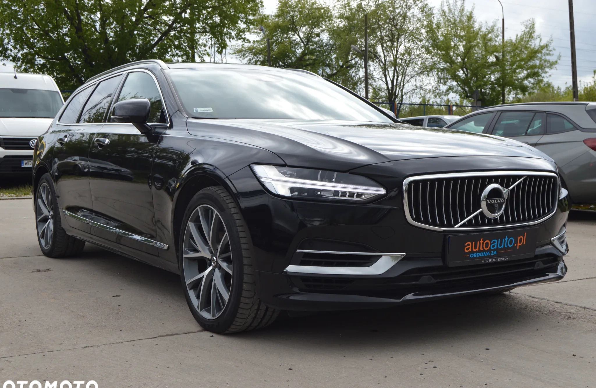 Volvo V90 cena 159999 przebieg: 69000, rok produkcji 2019 z Garwolin małe 92